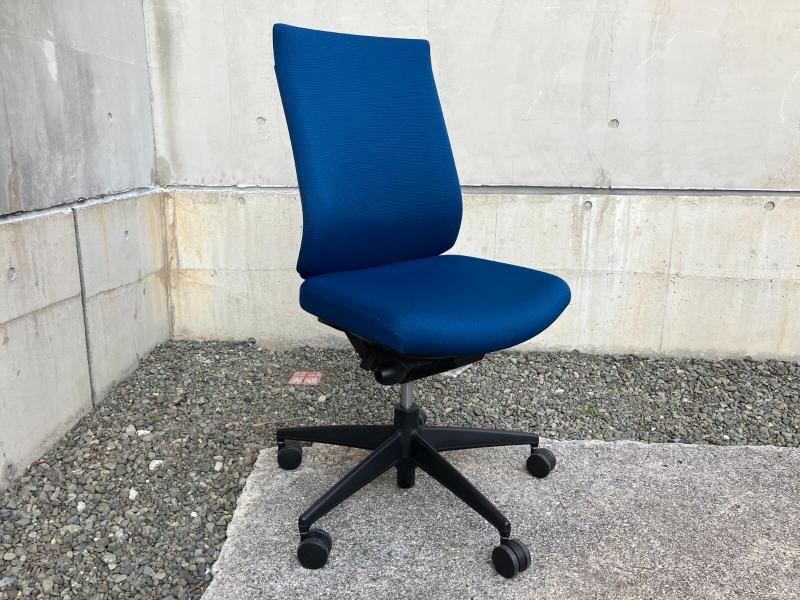 ウィザード３チェア　ハイバック　ブルー　中古