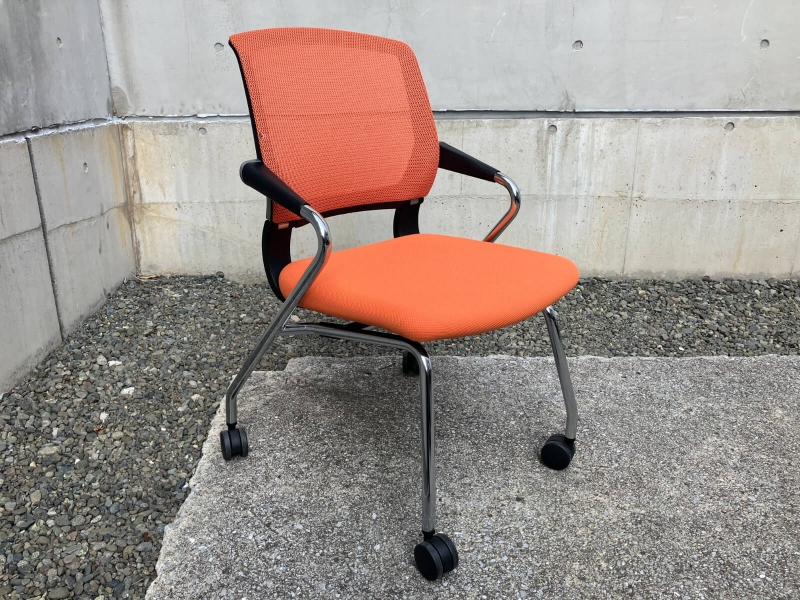 サテリテ　ミーティグチェア　　オレンジ　中古_0