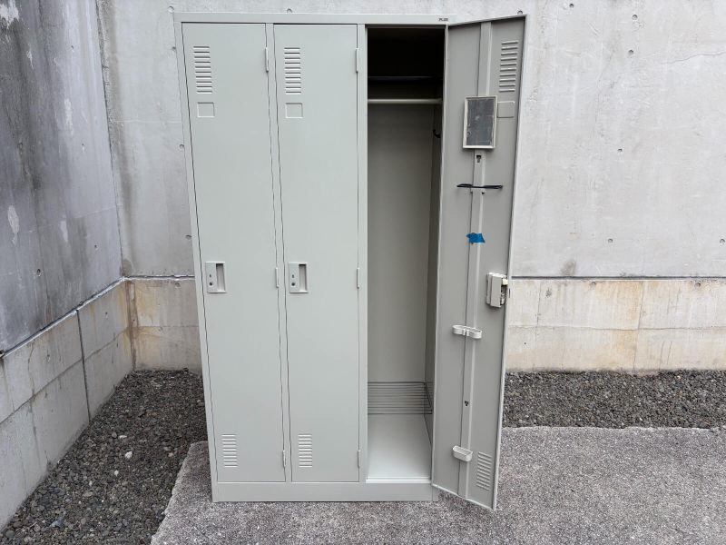 3人用ロッカー　LK-32S　中古_3
