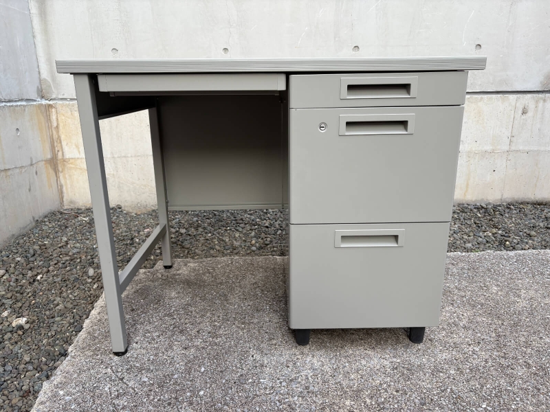 SR型事務用デスク　片袖机　旧JIS　7号　中古_1