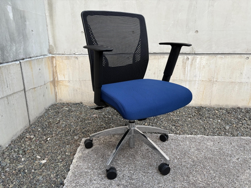 VCM1チェア　可動肘付き　ブルー　中古_0