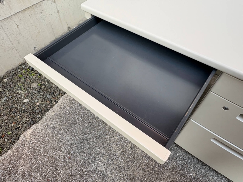 BS+デスクシリーズ　片袖机　W1000/D700　中古_5