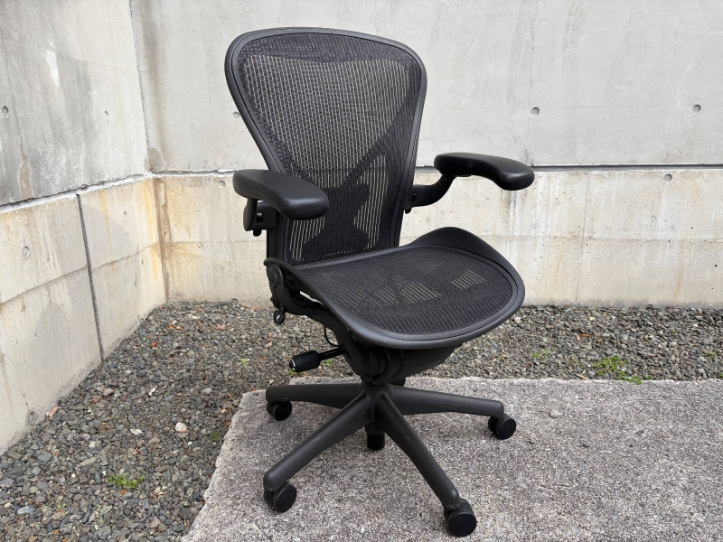 アーロンチェア　フル装備　ポスチャーフィット　Bサイズ　中古_0