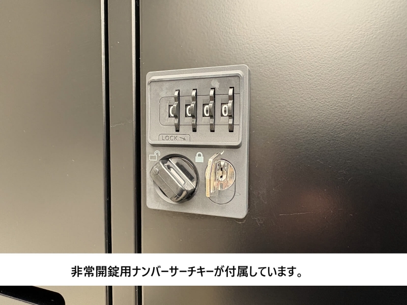 8人用パーソナルロッカー　ダイヤル錠（非常開錠キー付き）　ブラック　中古_6