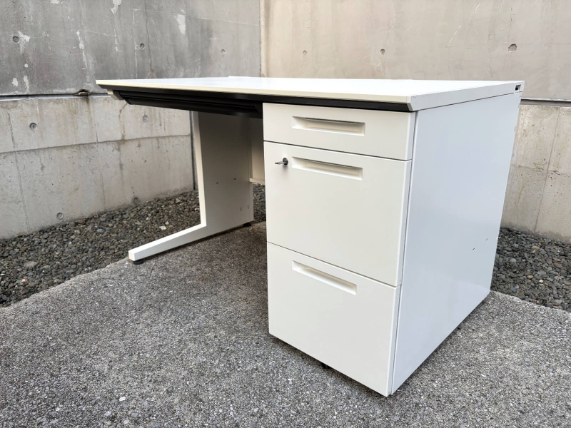 ISデスクシリーズ　片袖机　W1000/D600㎜　中古