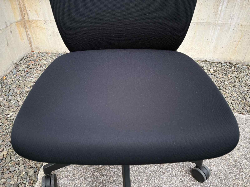 フルゴチェア　ブラック　中古_5