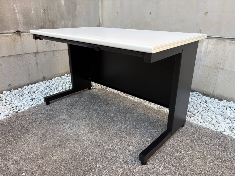 フラットライン　平机　W1200/D700㎜　中古_0